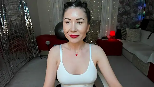 Snapshot of KarinaSweeety chatting on 28, 1, 2025 KarinaSweeety online show from 28, 1, 2025