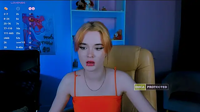 Snapshot of liana_kisses chatting on 8, 1, 2025 liana kisses online show from 8, 1, 2025