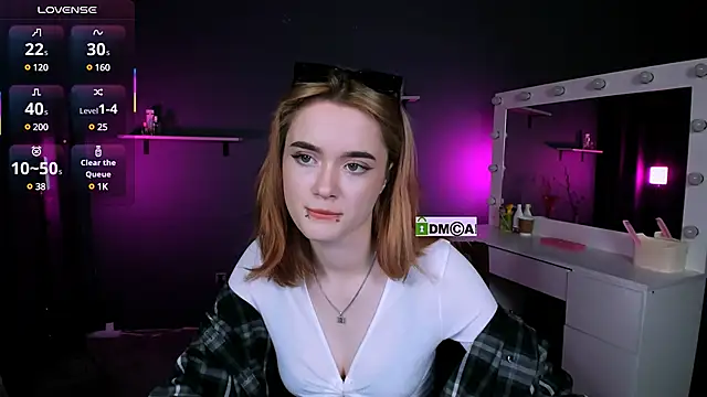 Snapshot of liana_kisses chatting on 9, 3, 2025 liana kisses online show from 9, 3, 2025