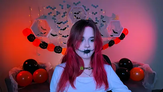 Snapshot of liana_kisses chatting on 24, 10, 2025 liana kisses online show from 24, 10, 2025