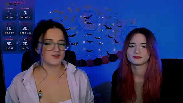 Snapshot of liana_kisses chatting on 30, 10, 2025 liana kisses online show from 30, 10, 2025