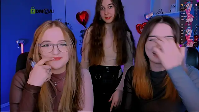 Snapshot of liana_kisses chatting on 21, 2, 2026 liana kisses online show from 21, 2, 2026