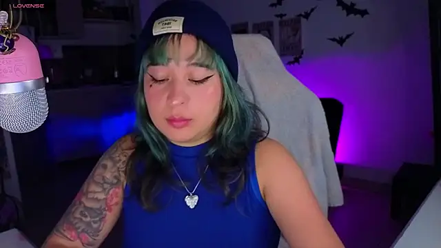 Snapshot of FernandaOrtegaaa chatting on 15, 11, 2025 FernandaOrtegaaa online show from 15, 11, 2025