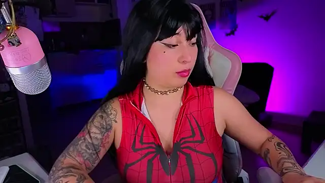 Snapshot of FernandaOrtegaaa chatting on 23, 11, 2025 FernandaOrtegaaa online show from 23, 11, 2025