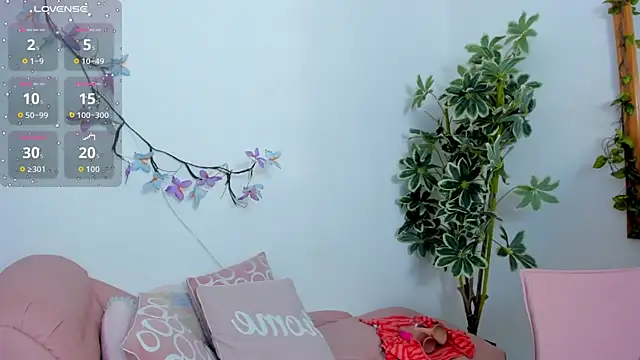 BarbaraKnox  online show from 4, 10, 2025