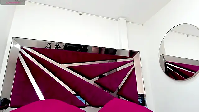 Snapshot of BarbaraKnox_ chatting on 11, 6, 2026 BarbaraKnox online show from 11, 6, 2026