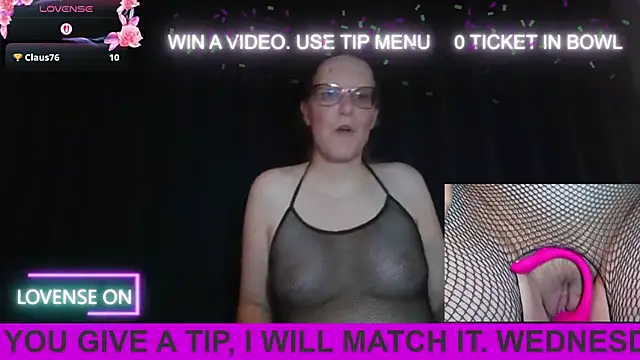 Snapshot of PernillaGirl chatting on 17, 9, 2025 PernillaGirl online show from 17, 9, 2025