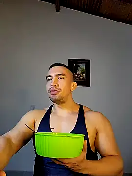 Snapshot of jhay-crux chatting on 5, 1, 2025 jhay-crux online show from 5, 1, 2025