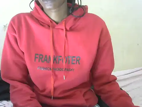 Snapshot of Pretty-emmie chatting on 16, 1, 2025 Pretty-emmie online show from 16, 1, 2025