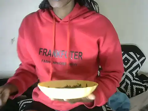 Snapshot of Pretty-emmie chatting on 17, 1, 2025 Pretty-emmie online show from 17, 1, 2025