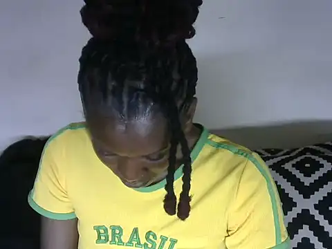 Snapshot of Pretty-emmie chatting on 22, 1, 2025 Pretty-emmie online show from 22, 1, 2025