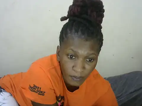 Snapshot of Pretty-emmie chatting on 15, 2, 2025 Pretty-emmie online show from 15, 2, 2025