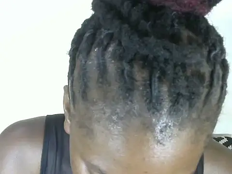 Snapshot of Pretty-emmie chatting on 6, 3, 2025 Pretty-emmie online show from 6, 3, 2025
