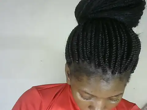 Snapshot of Pretty-emmie chatting on 29, 9, 2025 Pretty-emmie online show from 29, 9, 2025