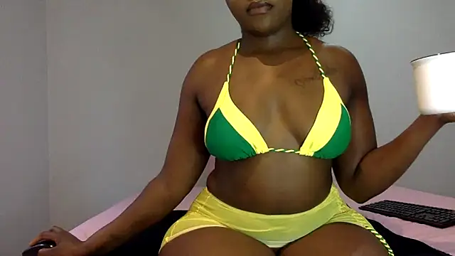 Snapshot of Bootylexy22 chatting on 21, 12, 2024 Bootylexy22 online show from 21, 12, 2024