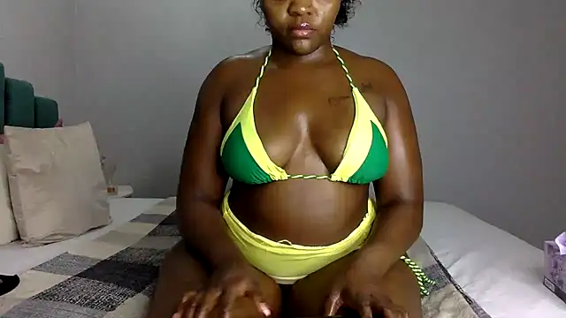 Snapshot of Bootylexy22 chatting on 19, 10, 2025 Bootylexy22 online show from 19, 10, 2025