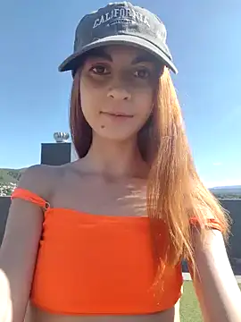 Valentcouple online show from 25, 12, 2024