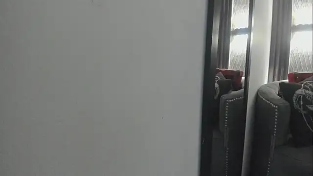 selene red  online show from 16, 1, 2026