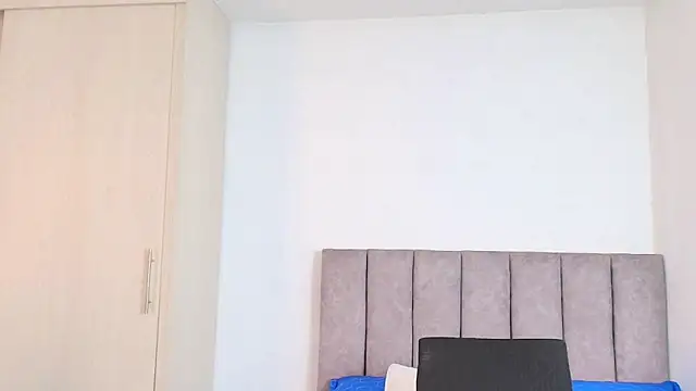 Snapshot of karina_lewis_ chatting on 20, 1, 2025 karina lewis online show from 20, 1, 2025