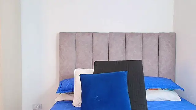 Snapshot of karina_lewis_ chatting on 24, 1, 2025 karina lewis online show from 24, 1, 2025