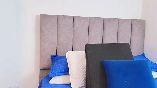 Snapshot of karina_lewis_ chatting on 25, 1, 2025 karina lewis online show from 25, 1, 2025