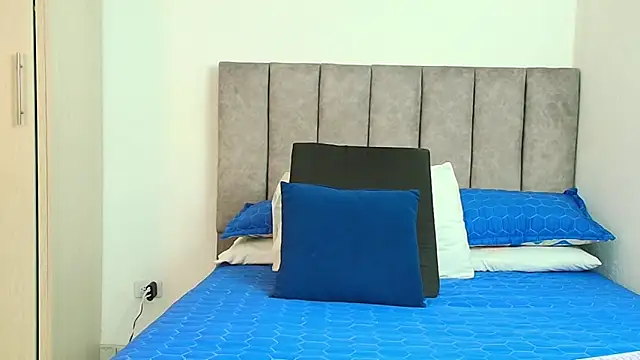 Snapshot of karina_lewis_ chatting on 29, 9, 2025 karina lewis online show from 29, 9, 2025