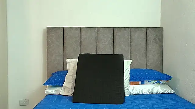 Snapshot of karina_lewis_ chatting on 26, 11, 2025 karina lewis online show from 26, 11, 2025