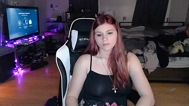 Snapshot of Elliewgfs chatting on 11, 12, 2024 Elliewgfs online show from 11, 12, 2024