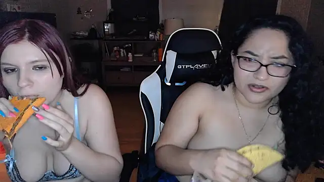 Snapshot of Elliewgfs chatting on 14, 12, 2024 Elliewgfs online show from 14, 12, 2024