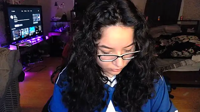 Snapshot of Elliewgfs chatting on 16, 12, 2024 Elliewgfs online show from 16, 12, 2024