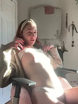 Littlelolo60 online show from 6, 2, 2025