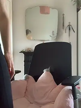 Littlelolo60 online show from 27, 2, 2025