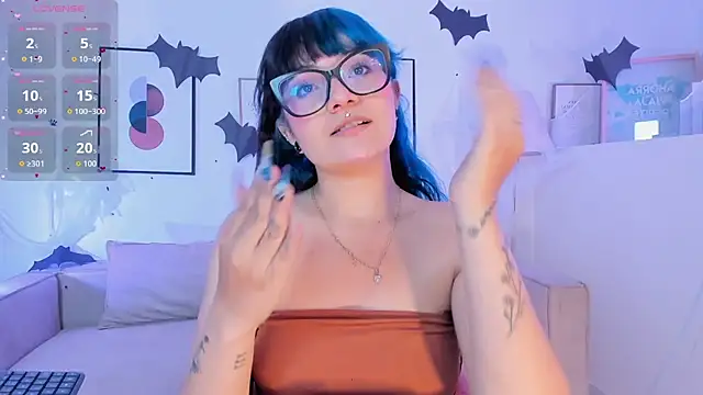 Sweet Namii online show from 5, 11, 2025