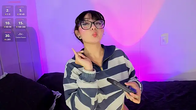 Sweet Namii online show from 8, 4, 2026