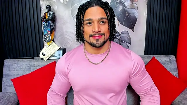 Snapshot of MikeEstevess chatting on 14, 1, 2026 MikeEstevess online show from 14, 1, 2026