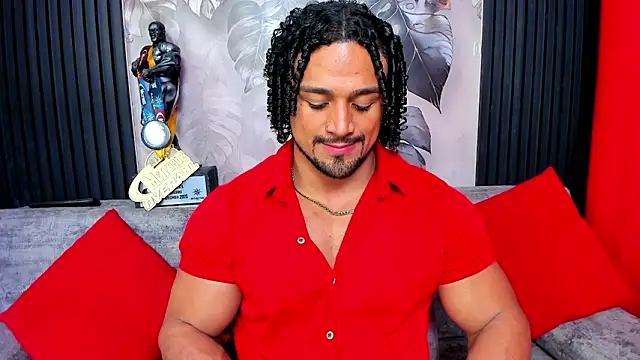 Snapshot of MikeEstevess chatting on 1, 2, 2026 MikeEstevess online show from 1, 2, 2026