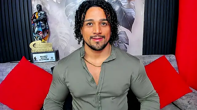 Snapshot of MikeEstevess chatting on 23, 2, 2026 MikeEstevess online show from 23, 2, 2026