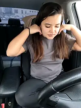 stacy stoone online show from 4, 3, 2025