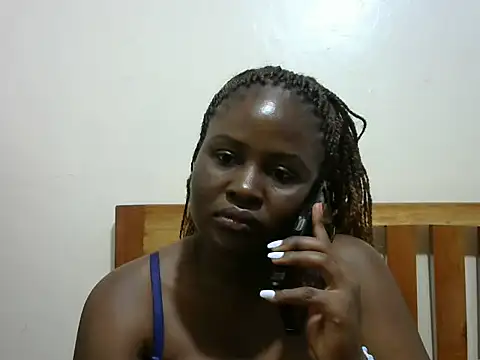 Snapshot of creamy_sweetlove chatting on 30, 11, 2025 creamy sweetlove online show from 30, 11, 2025