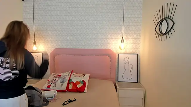 Kittytimberlake online show from 22, 12, 2025