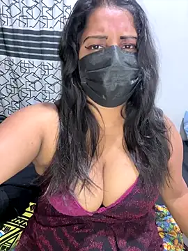 NOORA-GIRL online show from 13, 12, 2025