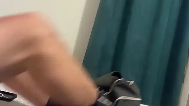 Snapshot of YoungCok25 chatting on 20, 10, 2025 YoungCok25 online show from 20, 10, 2025