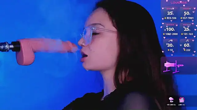 bitchpeace  online show from 8, 11, 2025