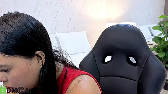 Snapshot of ISA__CUTEE chatting on 14, 11, 2025 ISA CUTEE online show from 14, 11, 2025