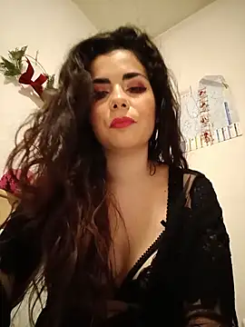 Snapshot of Saturnia_Yvonne chatting on 5, 2, 2025 Saturnia Yvonne online show from 5, 2, 2025