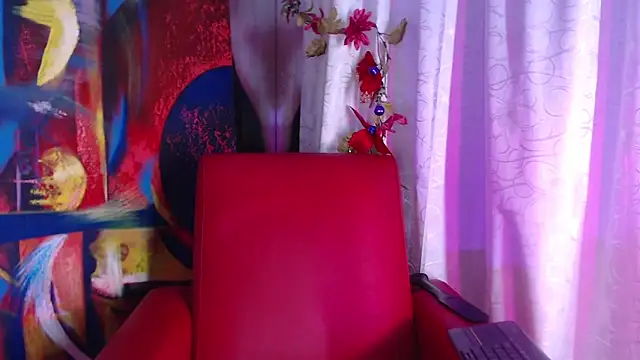 Snapshot of cherry_chel chatting on 18, 12, 2024 cherry chel online show from 18, 12, 2024