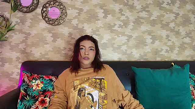 Snapshot of cherry_chel chatting on 28, 12, 2024 cherry chel online show from 28, 12, 2024