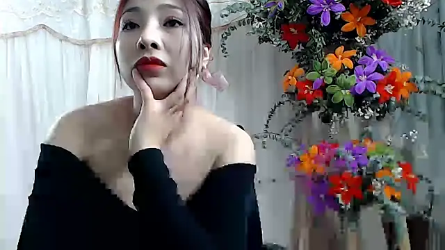 Snapshot of MiMi_0293 chatting on 2, 1, 2025 MiMi 0293 online show from 2, 1, 2025