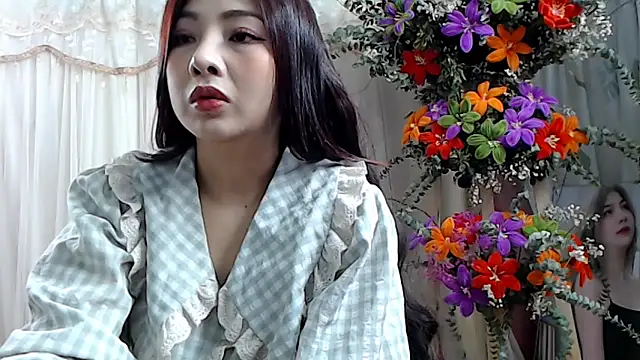 Snapshot of MiMi_0293 chatting on 9, 1, 2025 MiMi 0293 online show from 9, 1, 2025