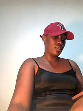Snapshot of Lola_kims chatting on 5, 5, 2026 Lola kims online show from 5, 5, 2026